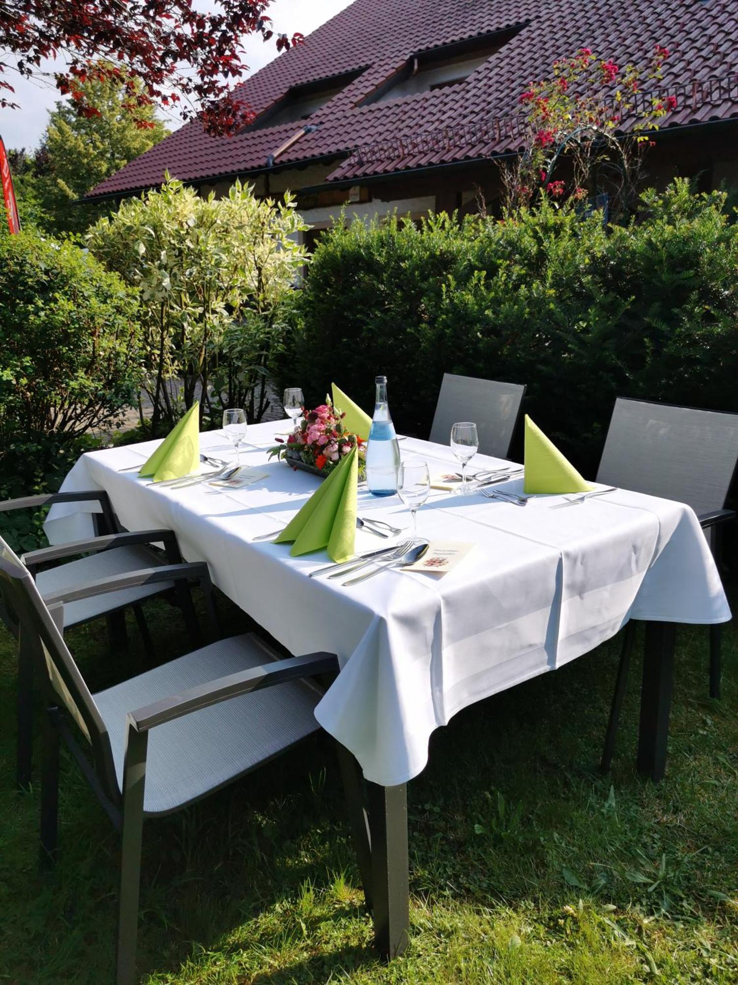 Hotel Stahlecker Hof à Lichtenstein  Extérieur photo